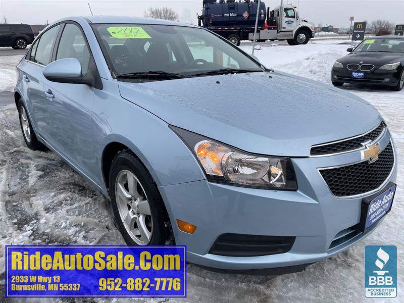 Chevrolet Cruze  2012
