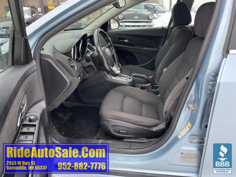 Chevrolet Cruze  2012