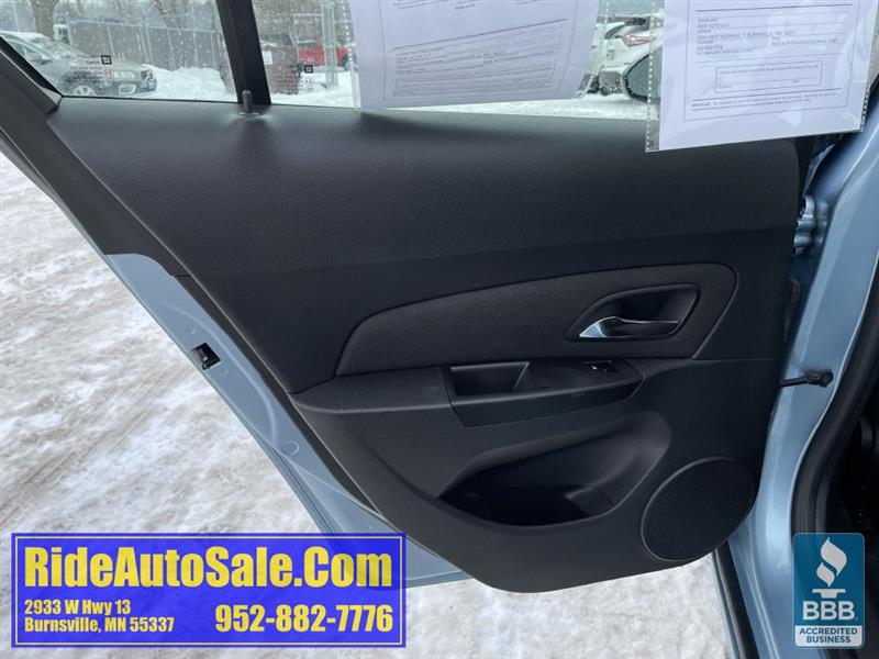 Chevrolet Cruze  2012