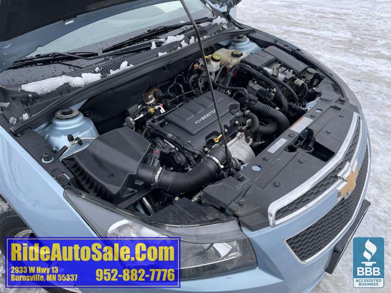 Chevrolet Cruze  2012