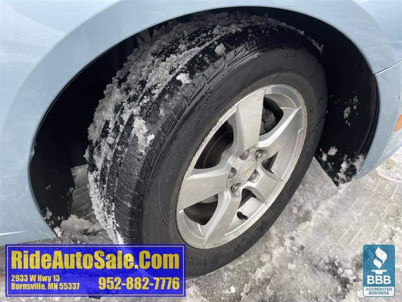 Chevrolet Cruze  2012