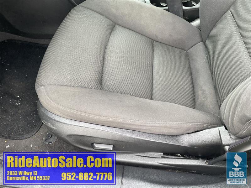 Chevrolet Cruze  2012