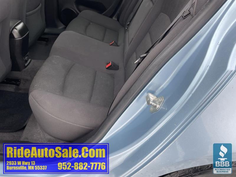 Chevrolet Cruze  2012