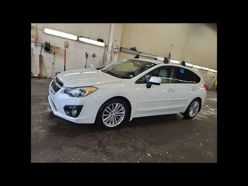 2012 Subaru Impreza Limited, 5dr hatchback, 2.0 4cyl, leather !
