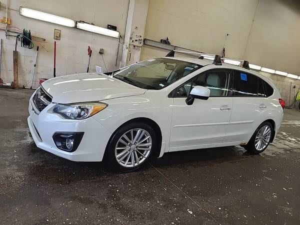 2012 Subaru Impreza Limited, 5dr hatchback, 2.0 4cyl, leather !