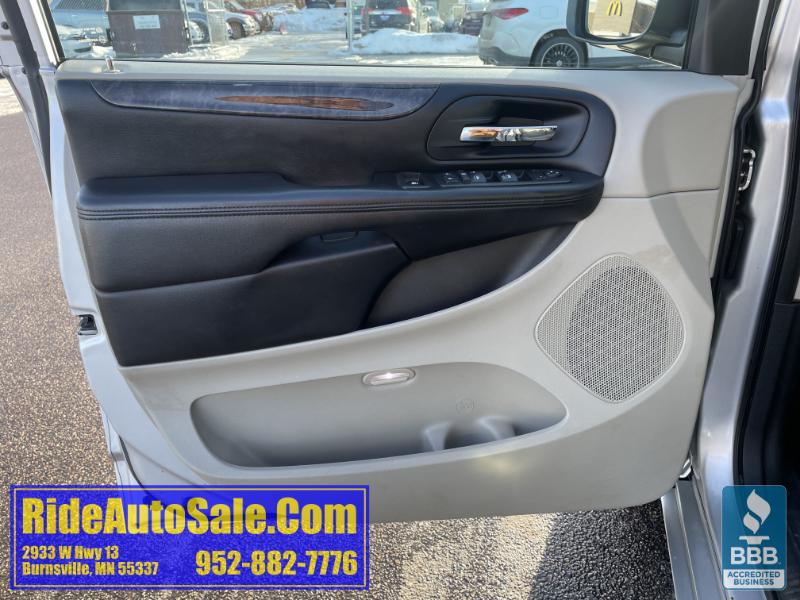 Dodge Grand Caravan  2011