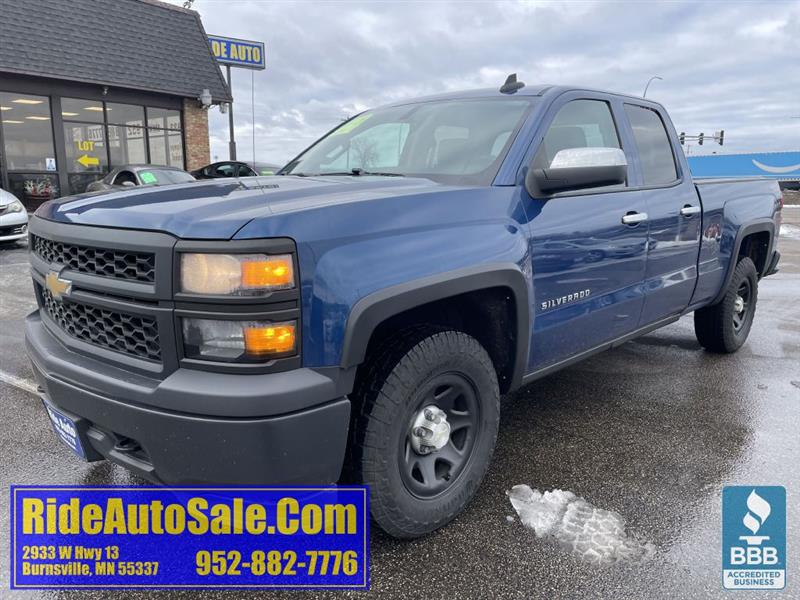 2015 Chevrolet Silverado 1500 WT, Double Cab 4dr, 4x4, 5.3 V8, nice !