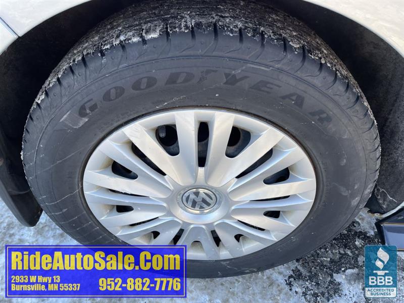 Volkswagen Golf  2012