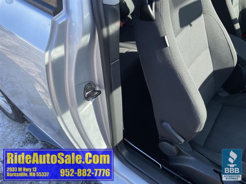 Volkswagen Golf  2012