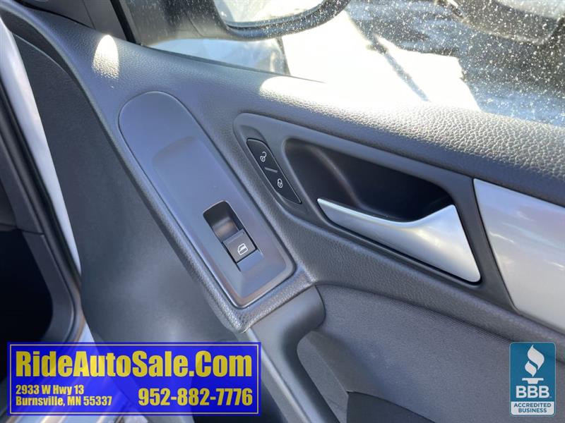 Volkswagen Golf  2012