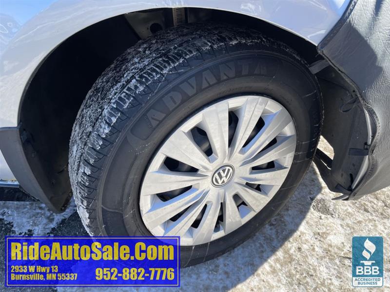 Volkswagen Golf  2012