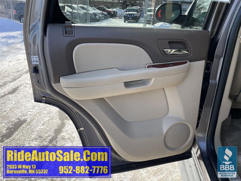 Chevrolet Tahoe  2011