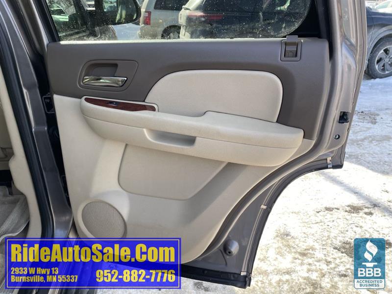 Chevrolet Tahoe  2011