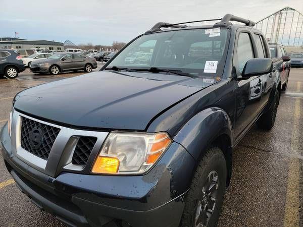 2015 Nissan Frontier S Crew Cab 6MT 4WD