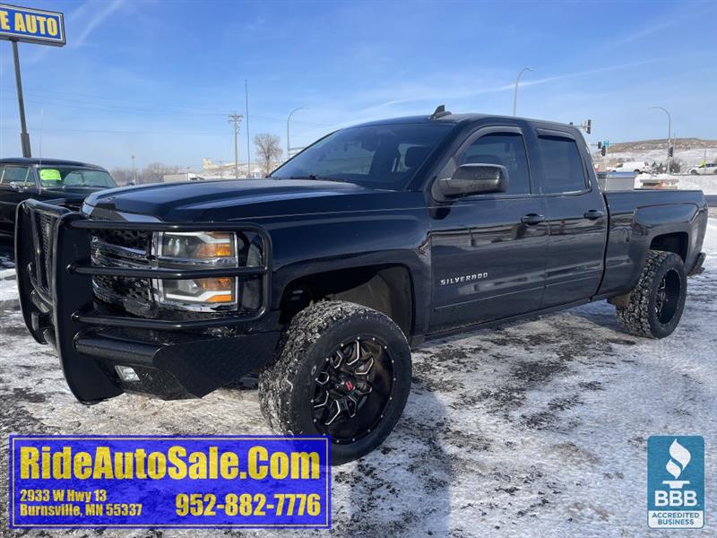 2015 Chevrolet Silverado 1500 LT, Double cab 4dr, lifted 4x4, reliable 4.3 V6 !