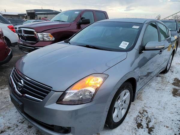 2009 Nissan Altima 3.5 SL, 4dr sedan, reliable V6, leather, clean !