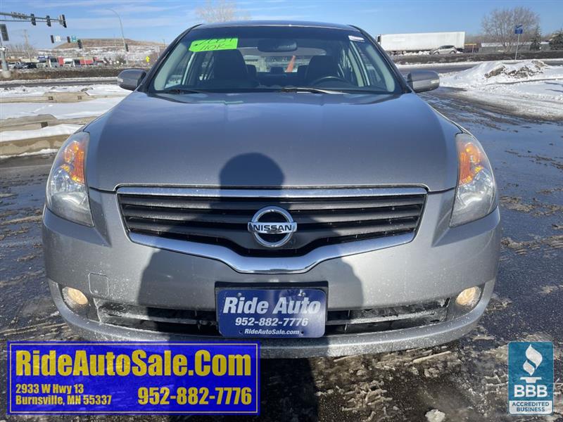Nissan Altima  2009