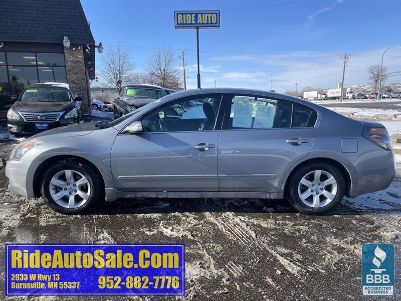 Nissan Altima  2009