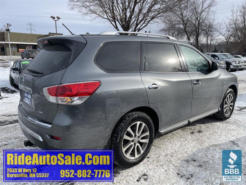Nissan Pathfinder  2015