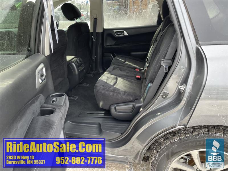 Nissan Pathfinder  2015