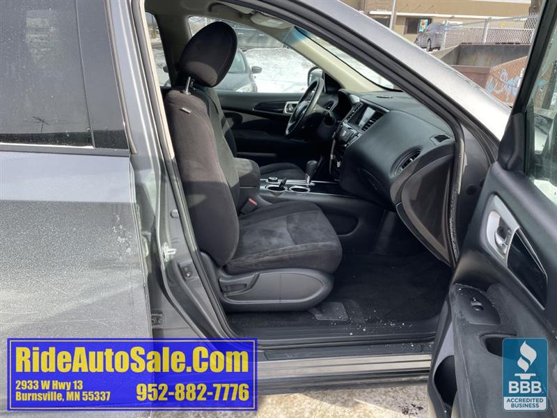 Nissan Pathfinder  2015