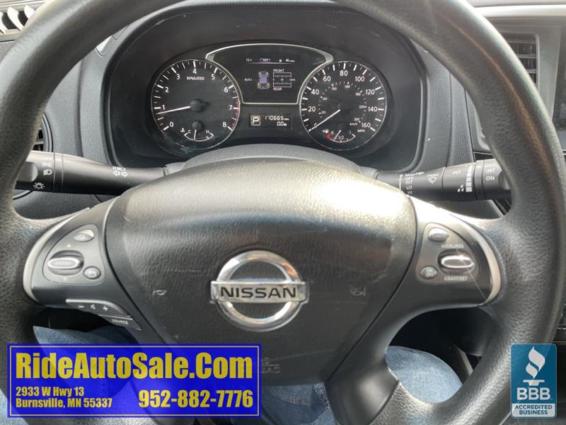 Nissan Pathfinder  2015