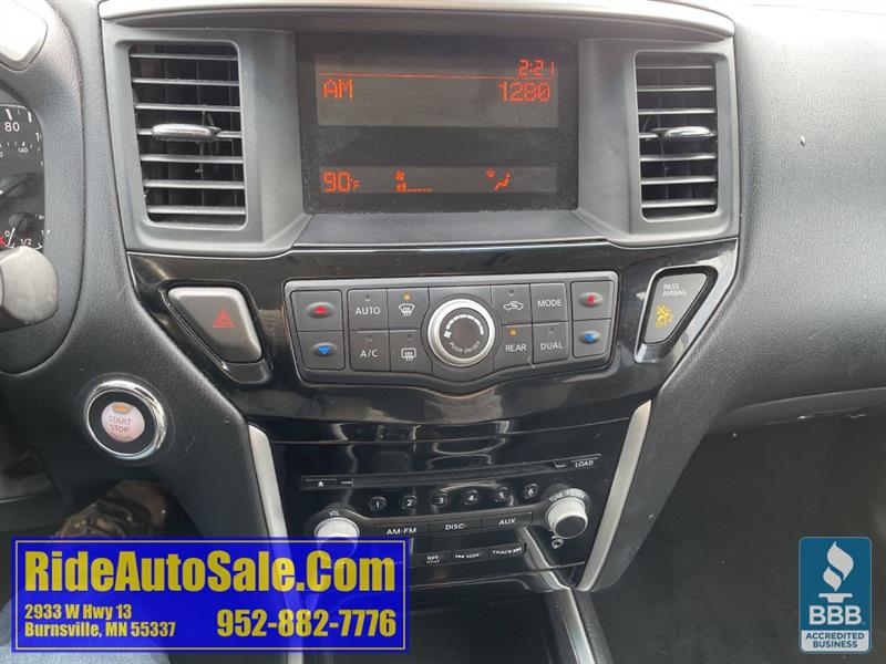 Nissan Pathfinder  2015