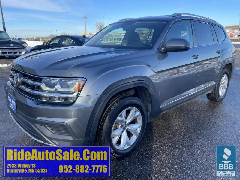 2018 Volkswagen Atlas S trim, 7 Passenger, AWD, 3.6 V6, clean !