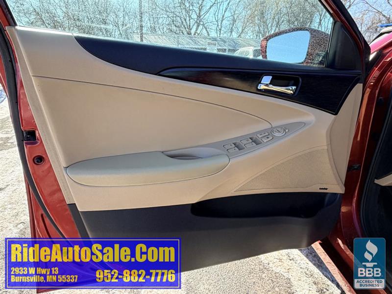 Hyundai Sonata  2013