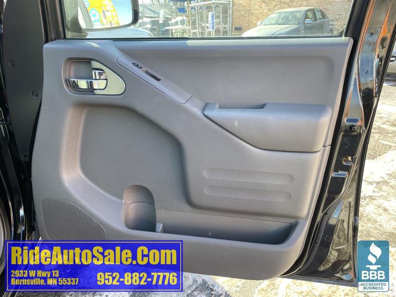 Nissan Frontier  2016