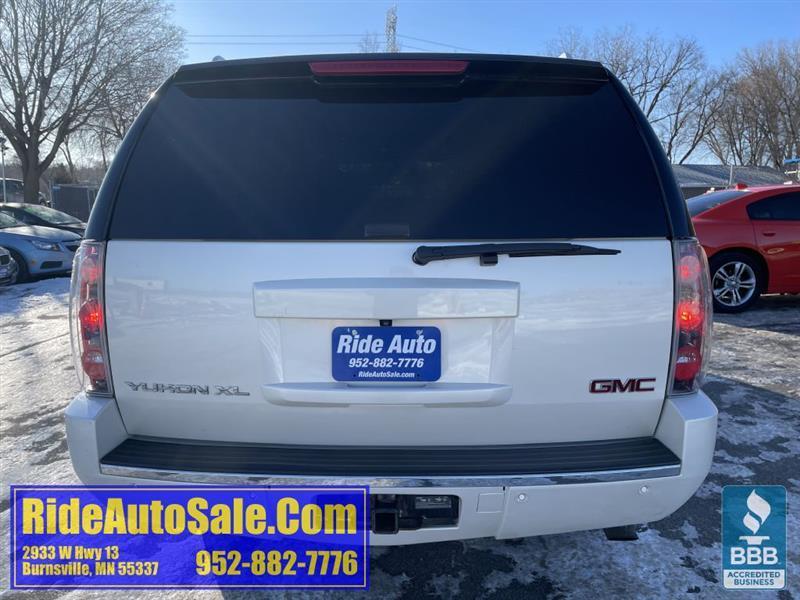 GMC Yukon Denali  2013