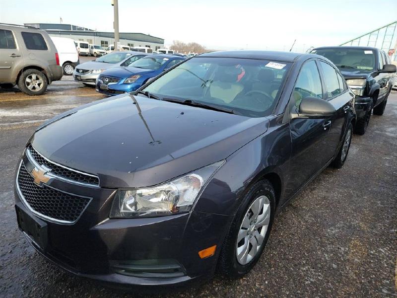 2014 Chevrolet Cruze LS 4dr sedan reliable 1.8 4cyl AUTO clean!