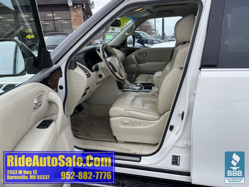 Infiniti QX56  2011