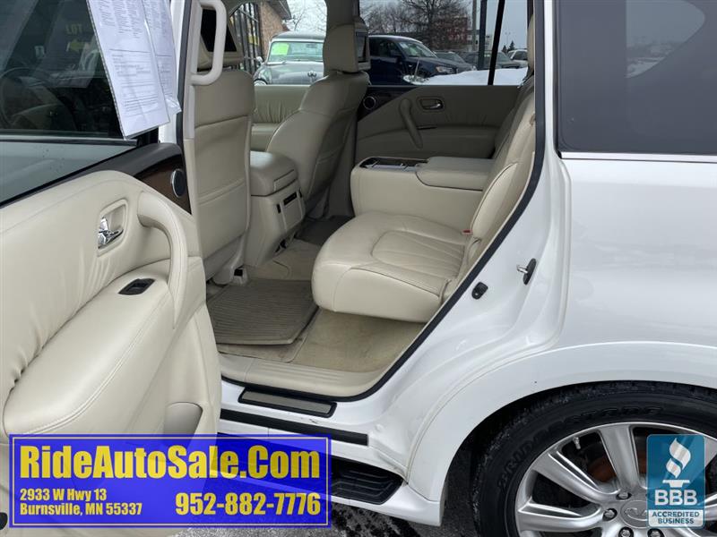 Infiniti QX56  2011