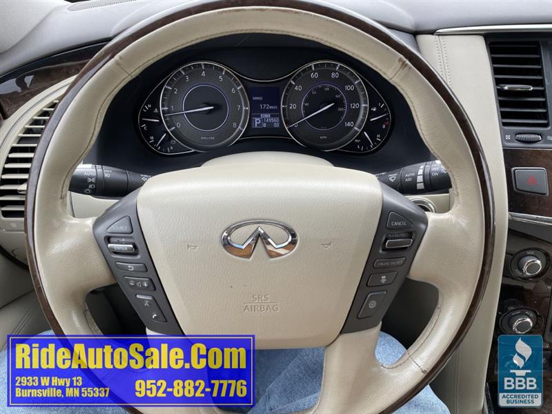 Infiniti QX56  2011