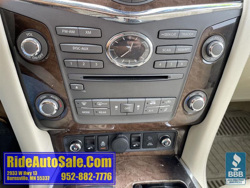 Infiniti QX56  2011
