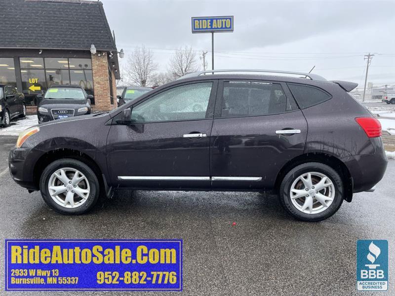 Nissan Rogue  2011