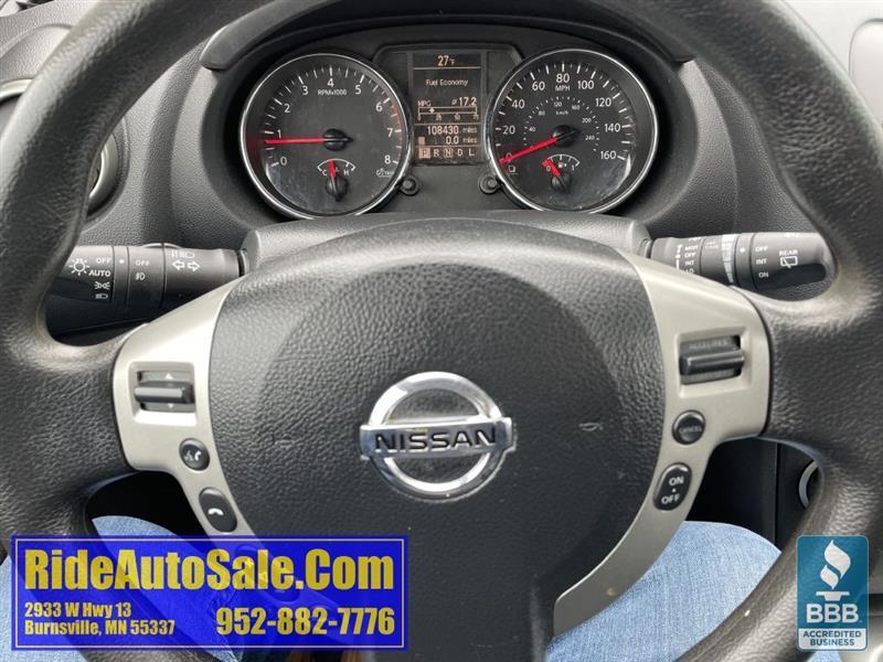 Nissan Rogue  2011