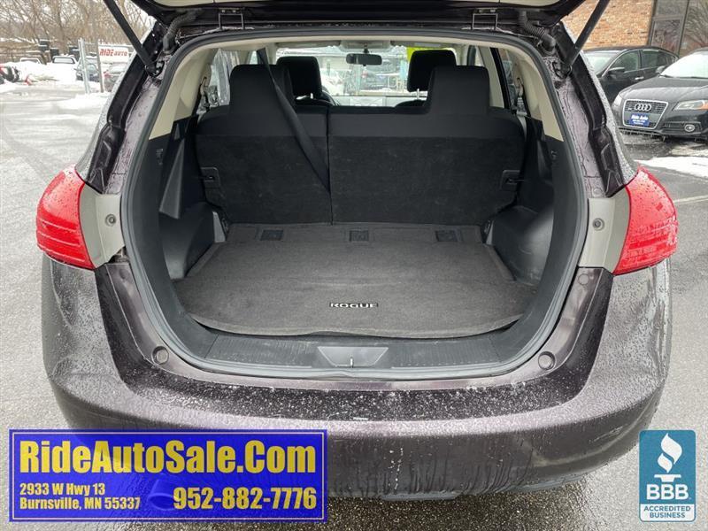 Nissan Rogue  2011