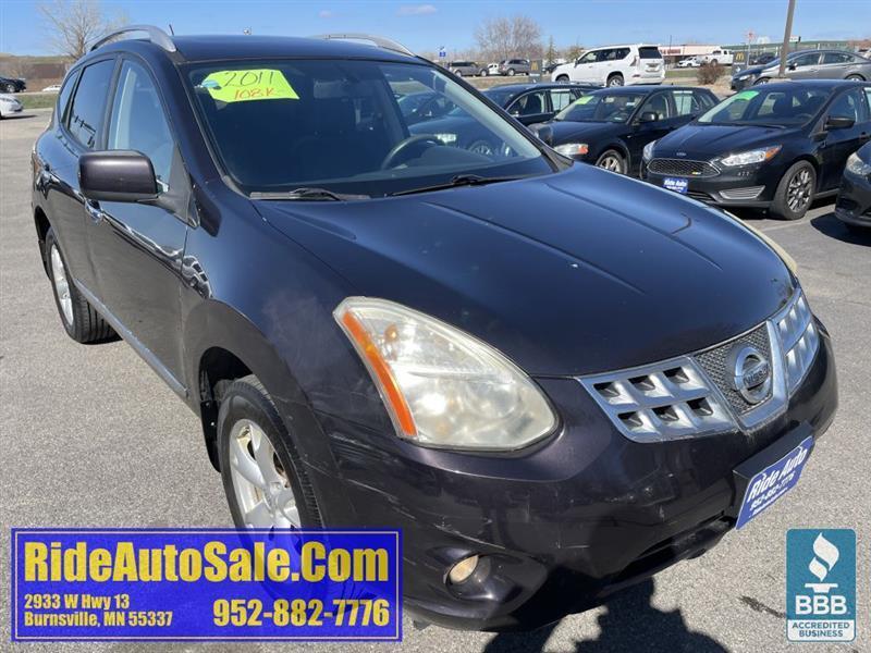 Nissan Rogue  2011