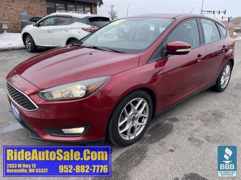 2015 Ford Focus SE 5dr Hatchback 2.0 4cyl AUTO clean!