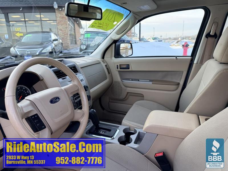Ford Escape  2011