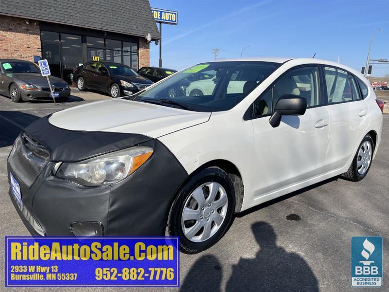 2014 Subaru Impreza 2.0i 5dr hatchback 4cyl rare 5 speed FINANCING!