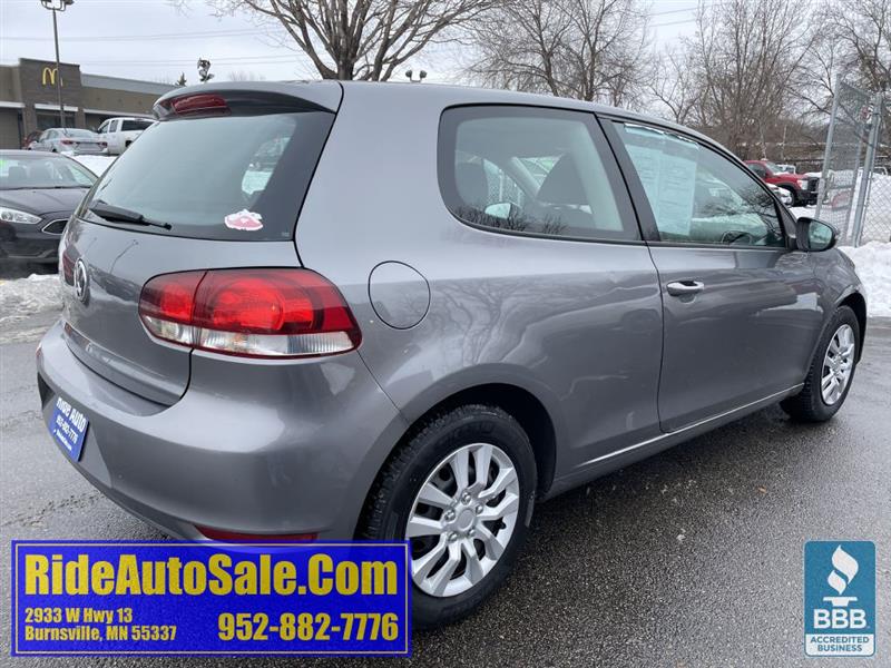 Volkswagen Golf  2010