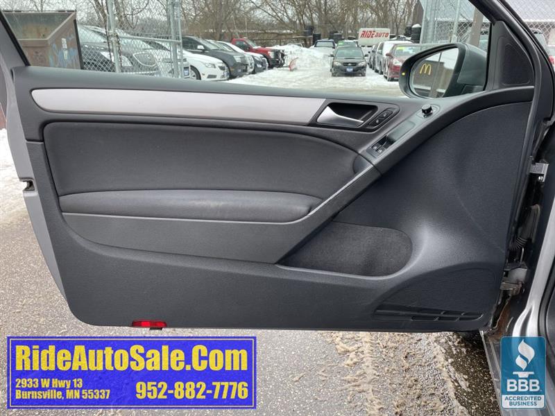 Volkswagen Golf  2010