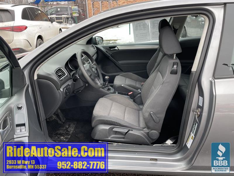 Volkswagen Golf  2010