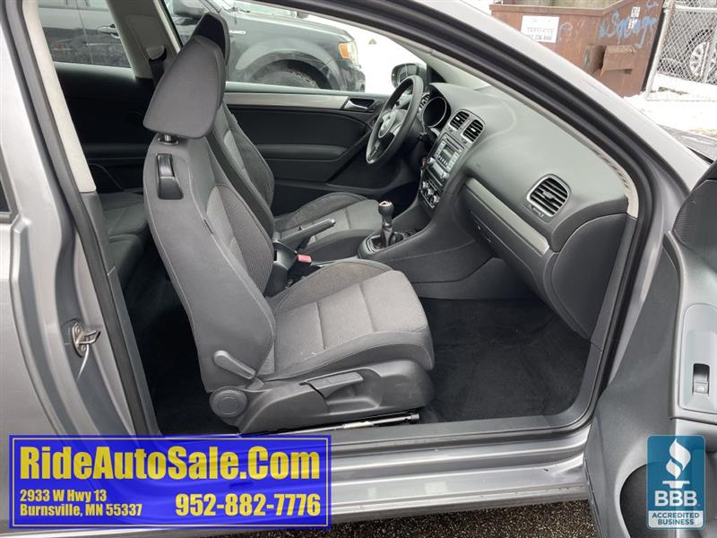 Volkswagen Golf  2010