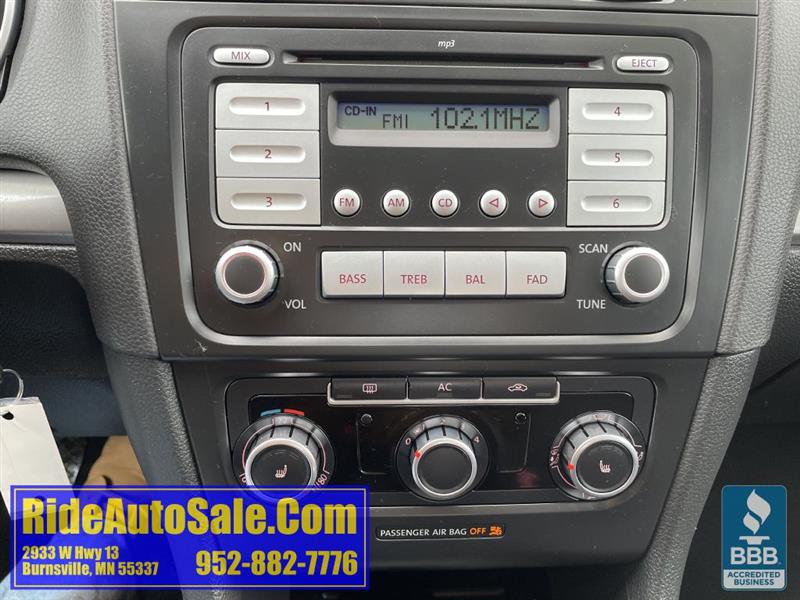 Volkswagen Golf  2010