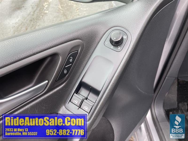 Volkswagen Golf  2010