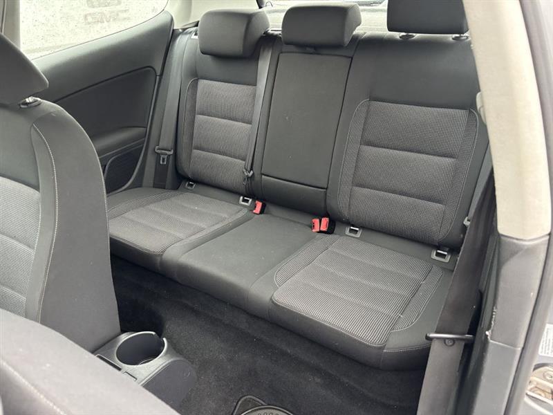 Volkswagen Golf  2010